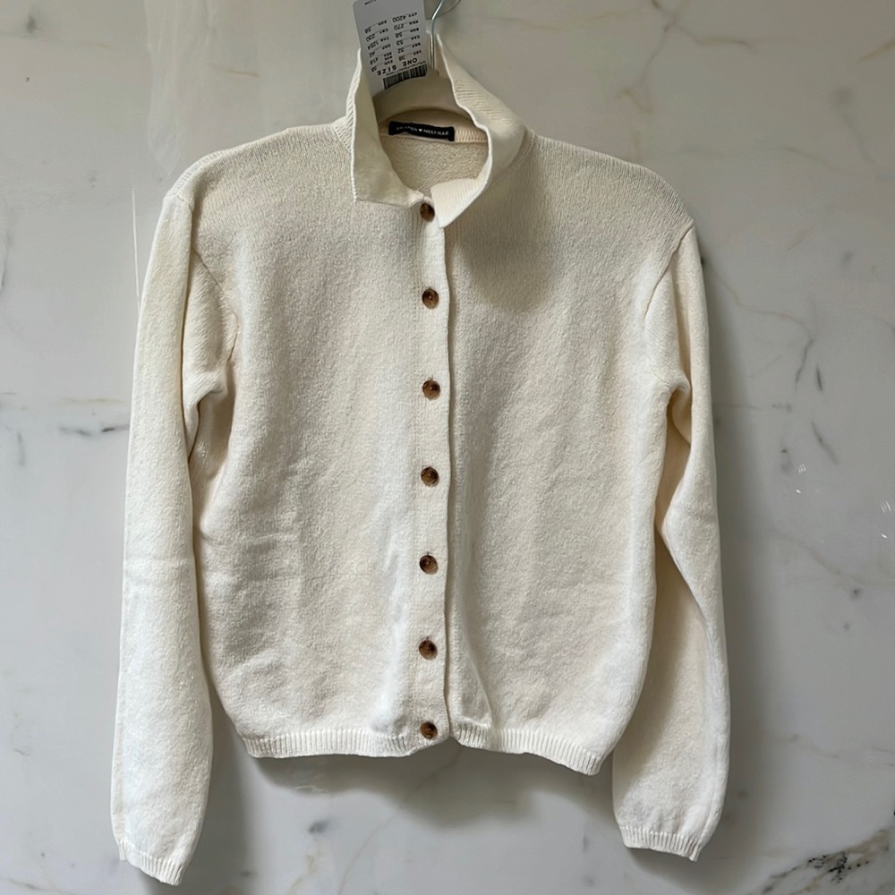 Brandy Melville Sweater Ivory New with Tags